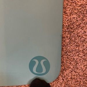 Lululemon yoga mat